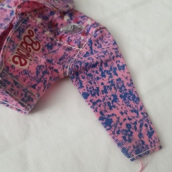 Vintage 1989 Barbie The Beat Purple Pink Denim Jacket in great condition - Picture 3 of 8